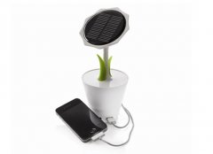 编纂保举：这是一款以太为设想制型的太阳能充